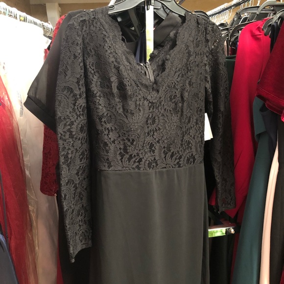 Dessy Collection 3014 Black Lace Top Gown 🤩 R1 - Picture 8 of 17